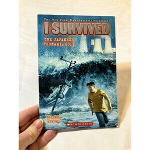 I SURVIVED The Japanese Tsunami, 2011 - Chapter Books by Lauren Tarshis